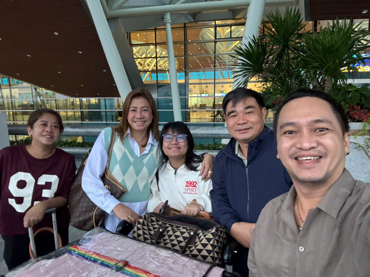 Ảnh chụp với khách tour 19